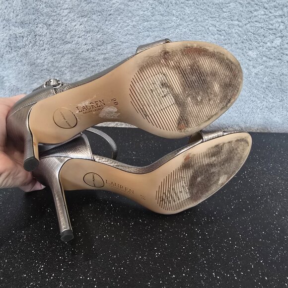 Lauren Ralph Lauren Gretchin Grey Metallic Lizard Heeled Sandal Size 9 Pre Owned - Picture 6 of 11